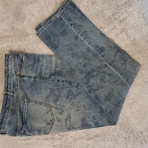 JJill straight fit slim boyfriend jean, sz P10, super pretty flower pattern